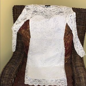 white long sleeve dress